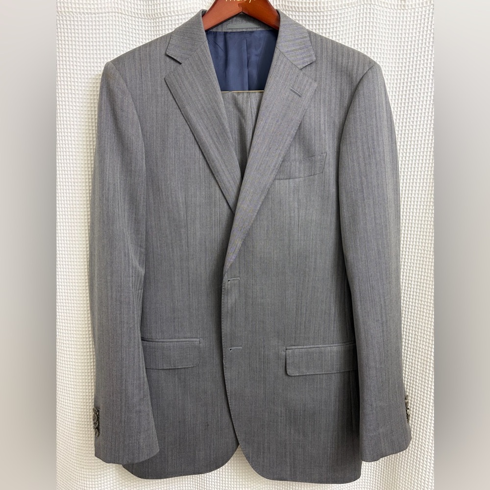 Suitsupply Grey Herringbone Napoli Suit 42L